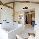 To Be Social House Hotel 3*
