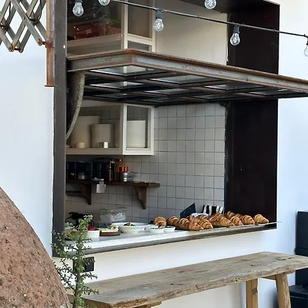 فندق To Be Social House 3*